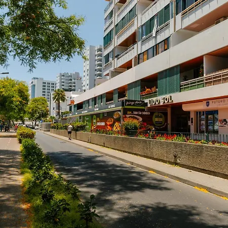 Lido Escape 丰沙尔